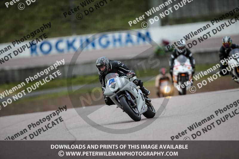 Rockingham no limits trackday;enduro digital images;event digital images;eventdigitalimages;no limits trackdays;peter wileman photography;racing digital images;rockingham raceway northamptonshire;rockingham trackday photographs;trackday digital images;trackday photos